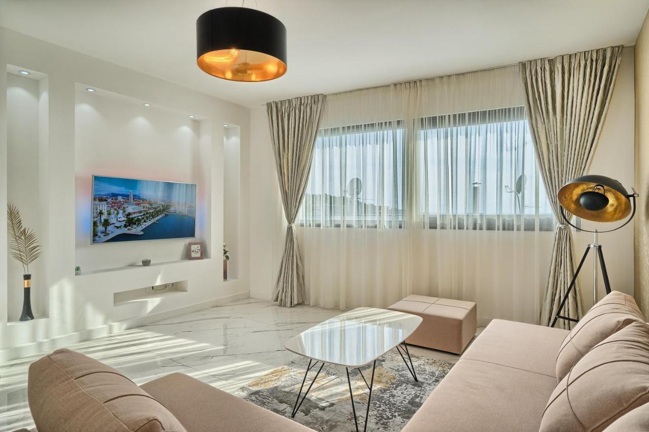 Villa Celestial Near Split ポドストラナ エクステリア 写真