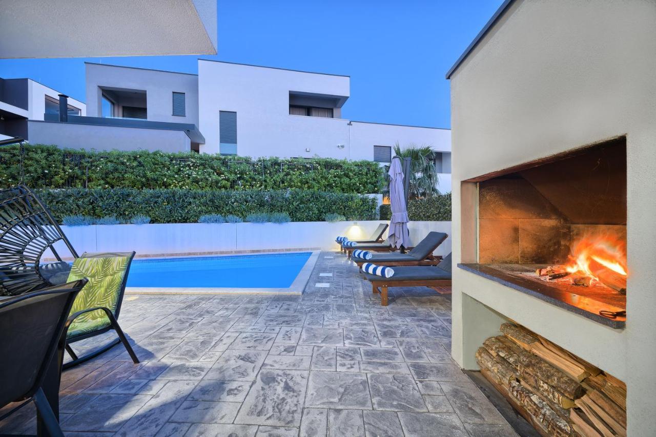 Villa Celestial Near Split ポドストラナ エクステリア 写真