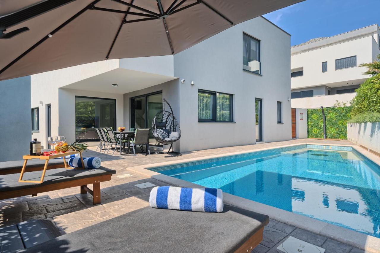 Villa Celestial Near Split ポドストラナ エクステリア 写真