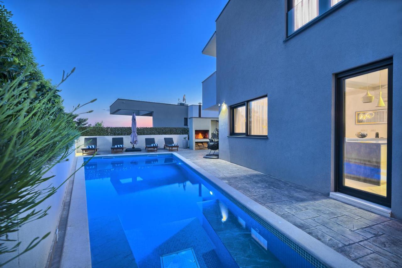 Villa Celestial Near Split ポドストラナ エクステリア 写真