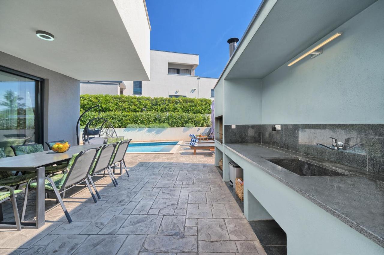 Villa Celestial Near Split ポドストラナ エクステリア 写真
