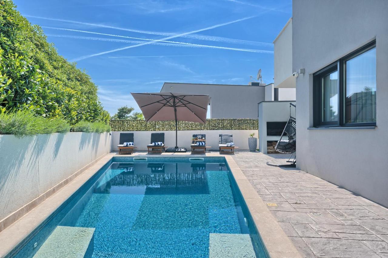 Villa Celestial Near Split ポドストラナ エクステリア 写真